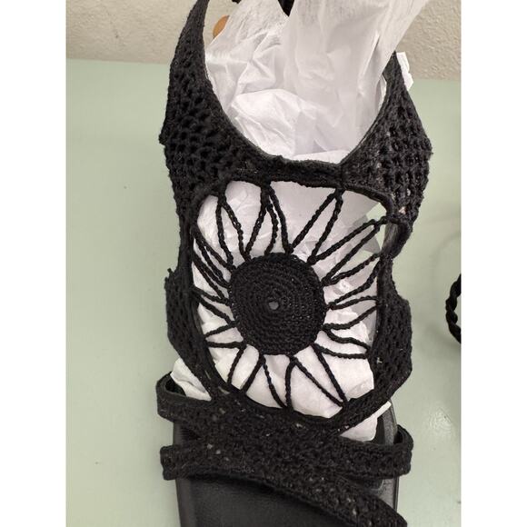 Liz Carine High Heel Sandals Black Crochet Vintage Y2K Sz 37.5 7 EUC Designer - Picture 7 of 8